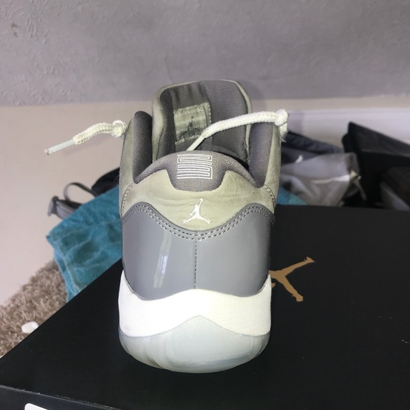 Cool gray Jordan 11 lows - Picture 3 of 8